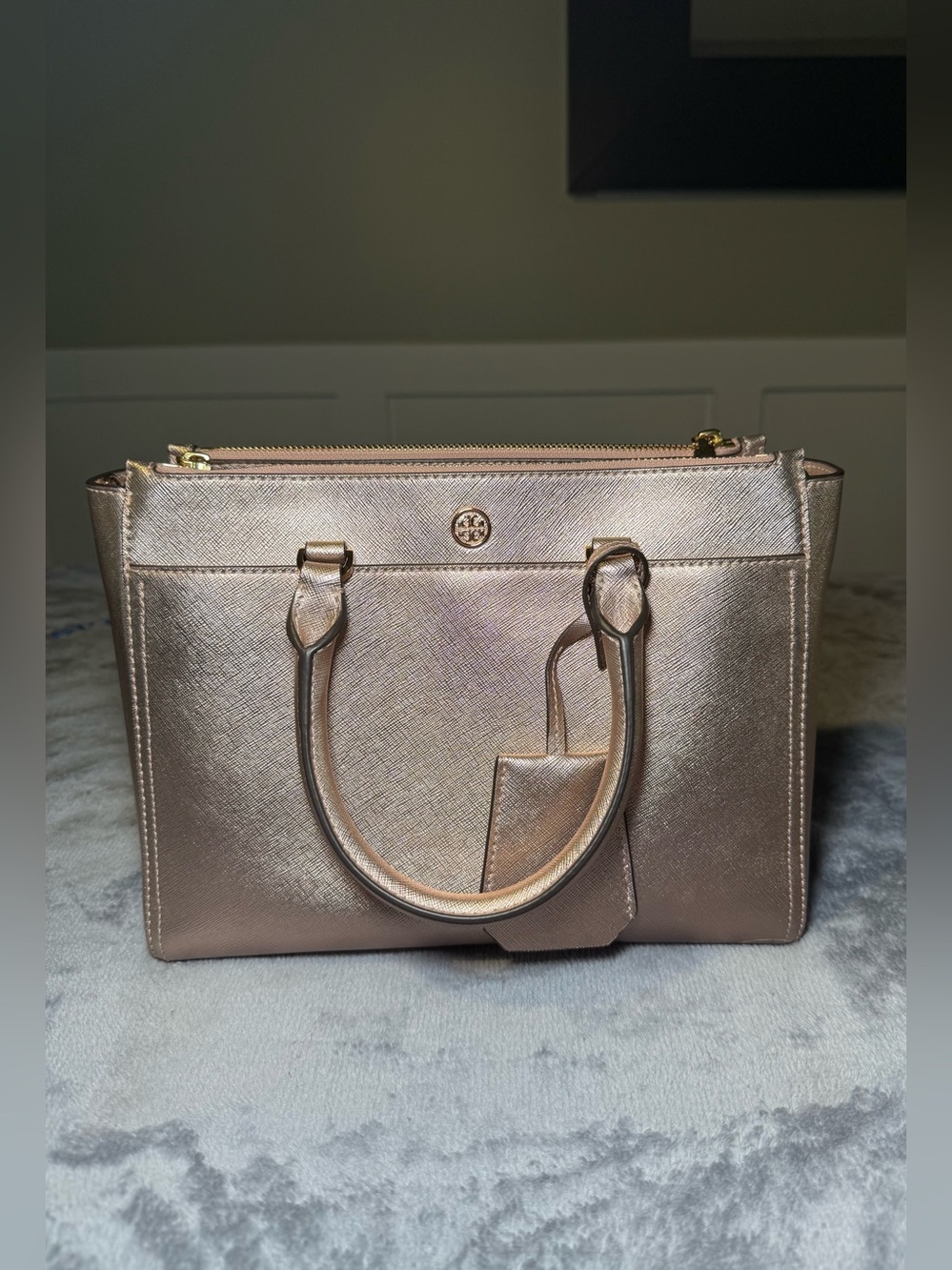Tory Burch Robinson Small Double-Zip Tote in Metallic Rose Gold